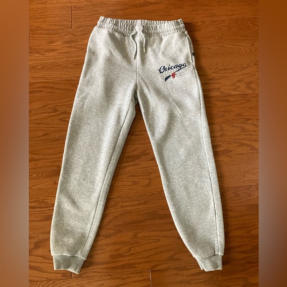 NBA Other - NBA Chicago Bulls Joggers Drawstring Waist Sweatpants Size EU L Gray Black